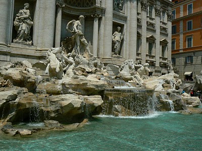 9. Fontana di Trevi